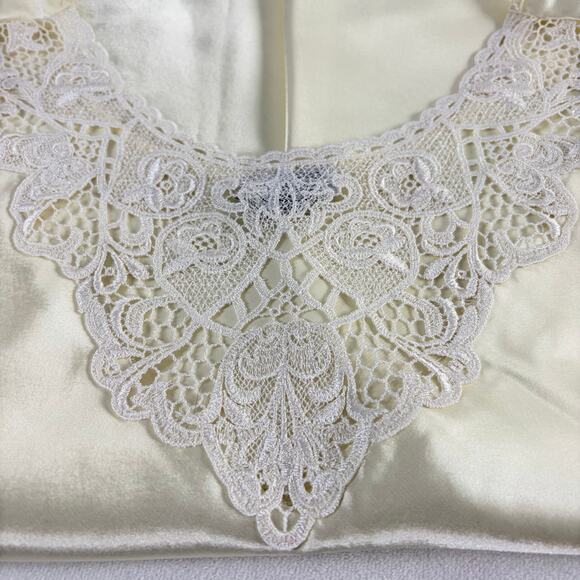 Vintage Buttercream Silky Doily Lace Sleeveless Cami Top Sz M - Picture 6 of 8